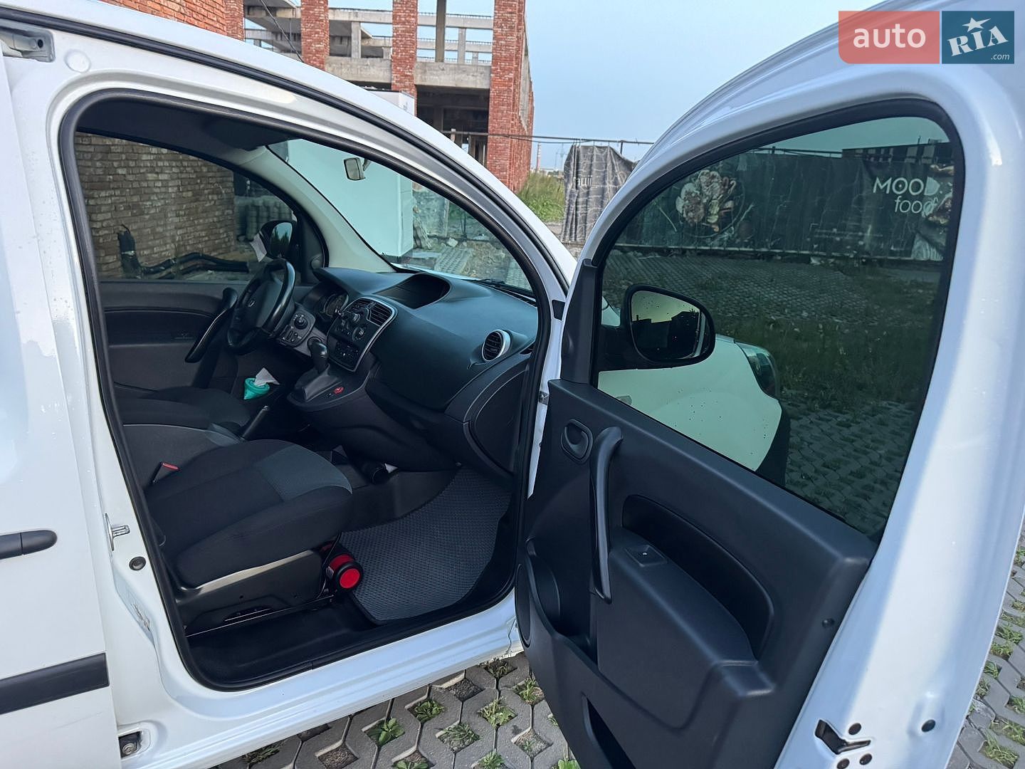 Renault Kangoo 2020 VIN VF1FW000566425436 фото оголошення 10 з 38