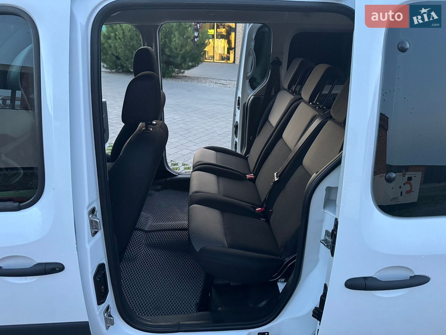 Renault Kangoo 2020 VIN VF1FW000566425436 фото оголошення 16 з 38