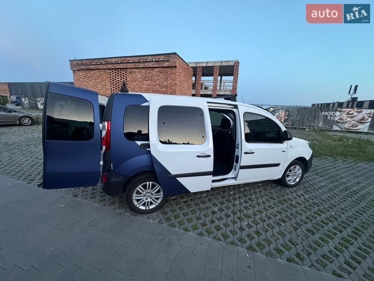 Renault Kangoo 2020 VIN VF1FW000566425436 фото оголошення 19 з 38