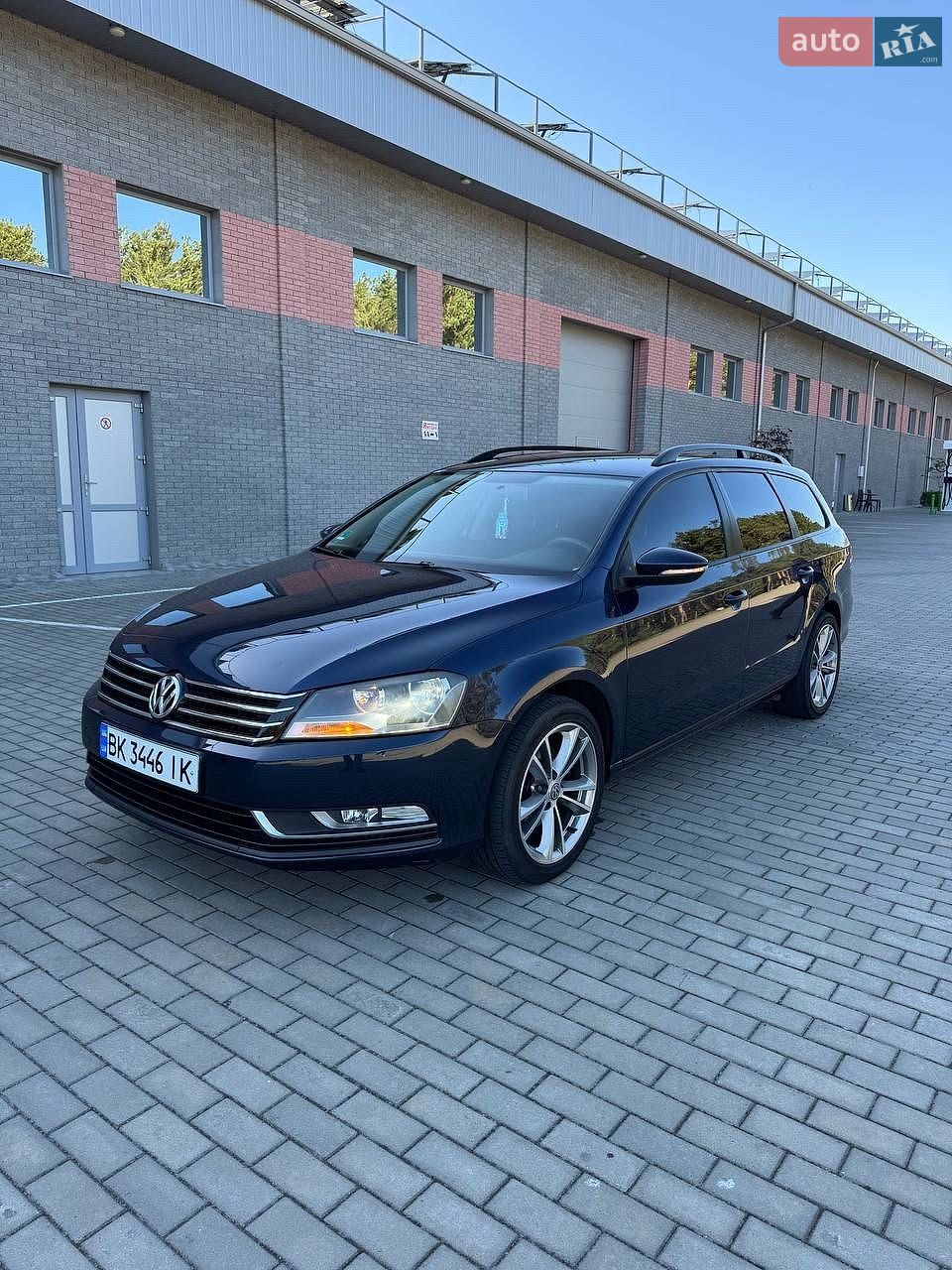 Volkswagen Passat 2010 VIN WVWZZZ3CZBE329193 фото оголошення 2 з 18