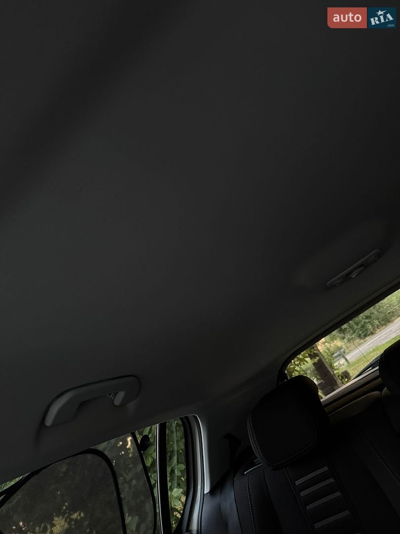 Peugeot 308 2014 VIN VF3L35FVGES251460 фото оголошення 15 з 23