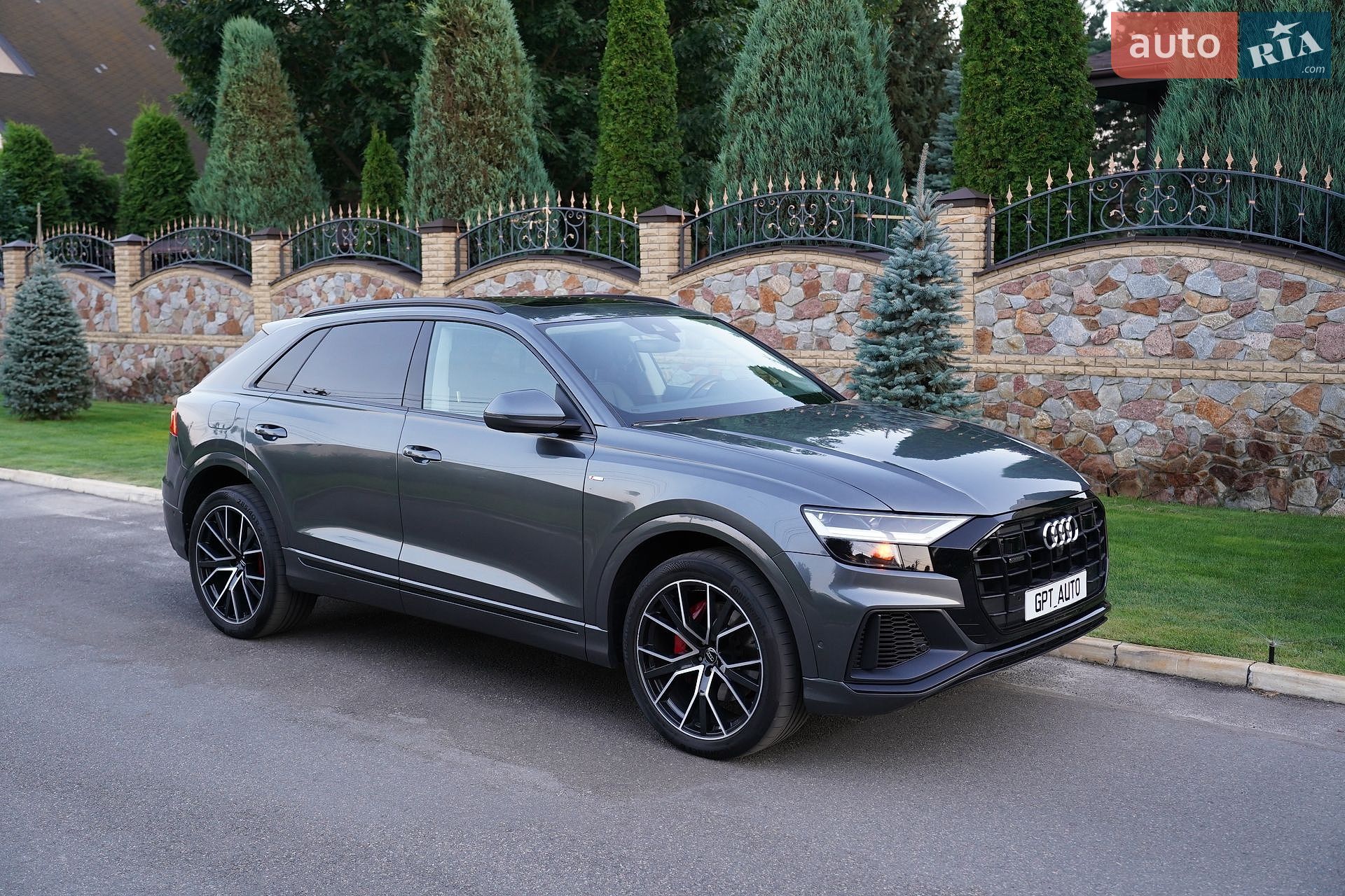 Audi Q8 2019 VIN WA1EVAF13LD004726 фото оголошення 10 з 41