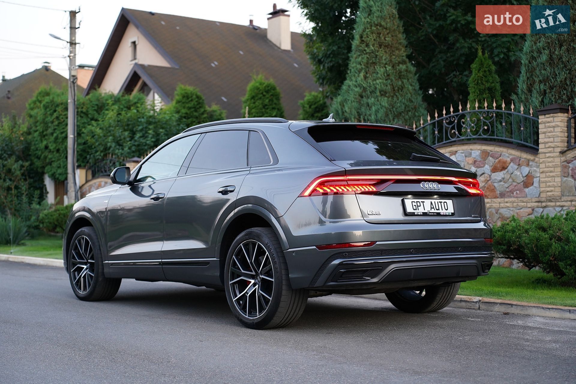 Audi Q8 2019 VIN WA1EVAF13LD004726 фото оголошення 5 з 41