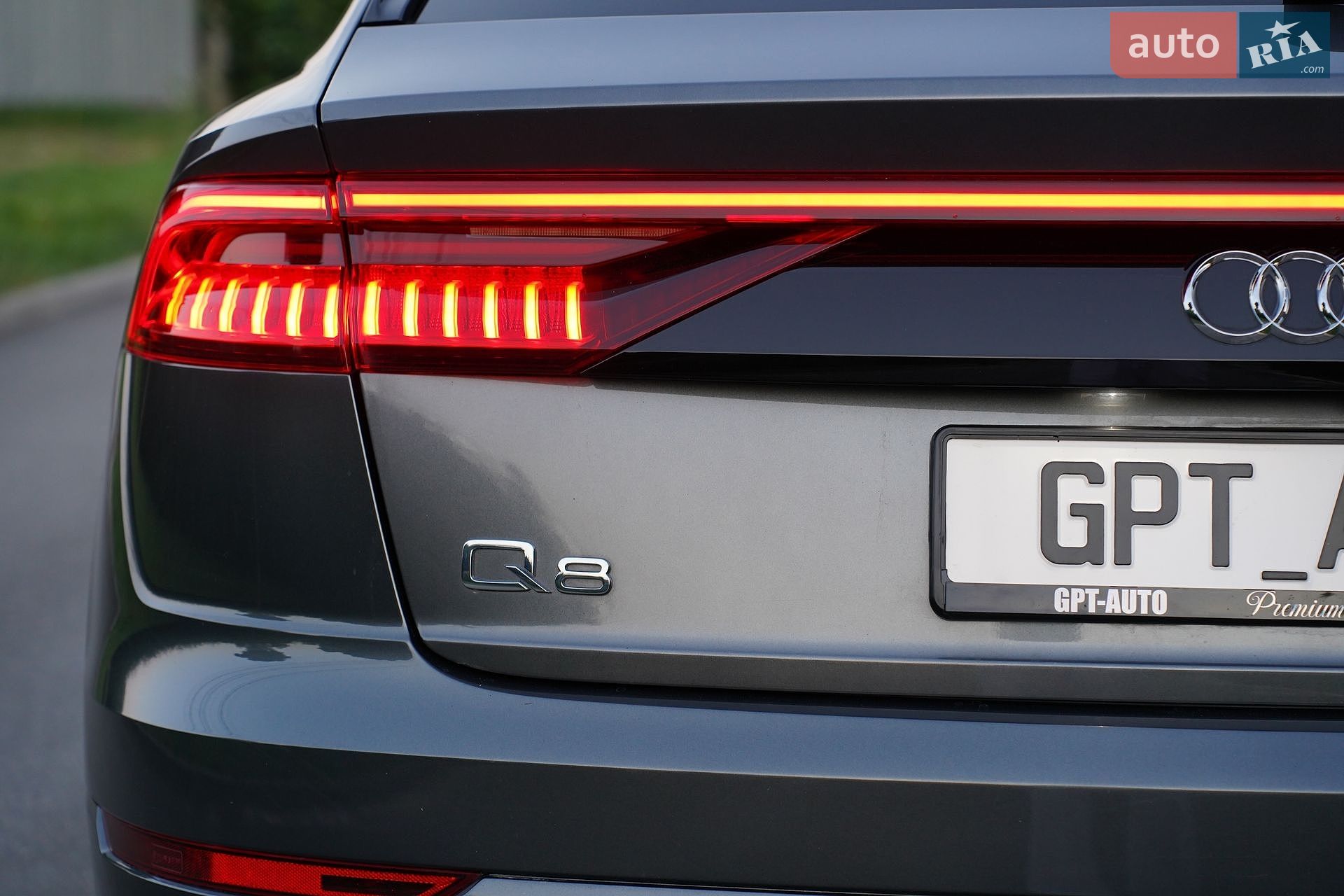 Audi Q8 2019 VIN WA1EVAF13LD004726 фото оголошення 15 з 41