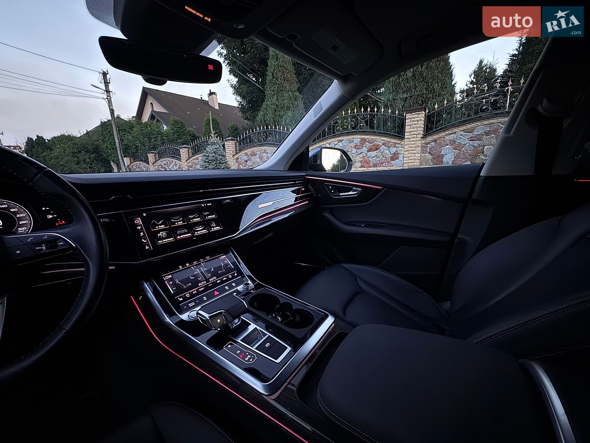 Audi Q8 2019 VIN WA1EVAF13LD004726 фото оголошення 24 з 41