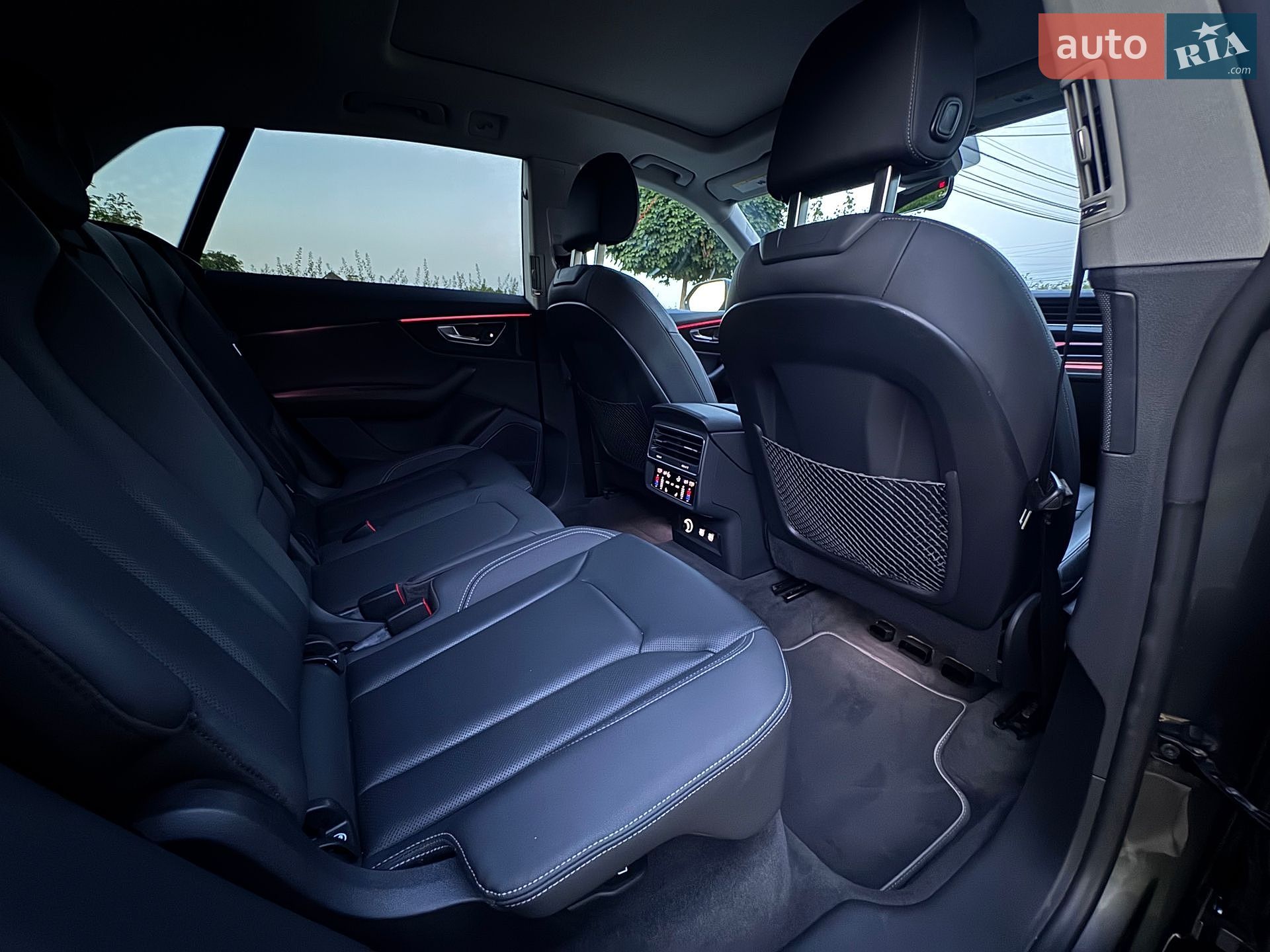 Audi Q8 2019 VIN WA1EVAF13LD004726 фото оголошення 36 з 41