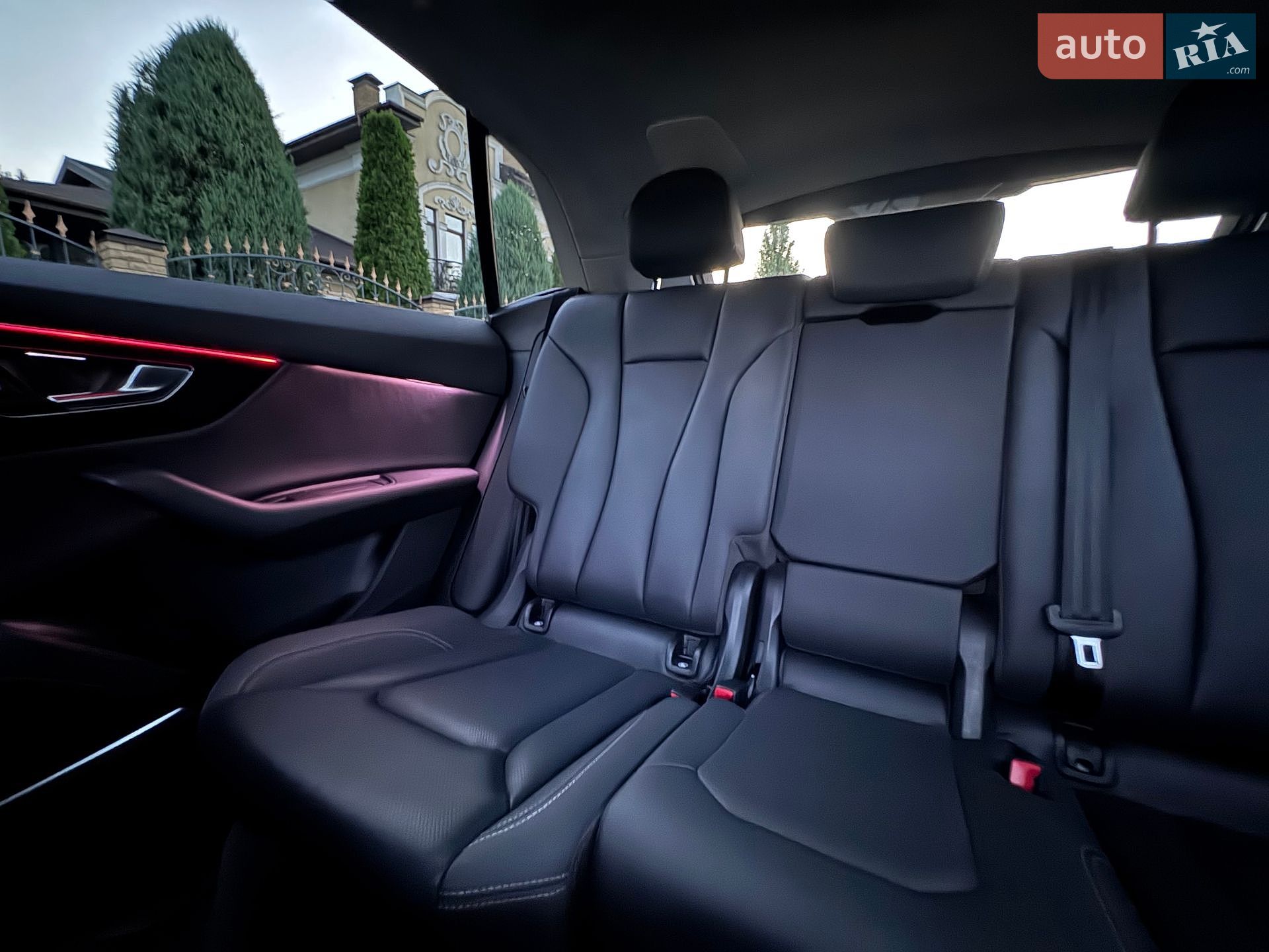 Audi Q8 2019 VIN WA1EVAF13LD004726 фото оголошення 34 з 41