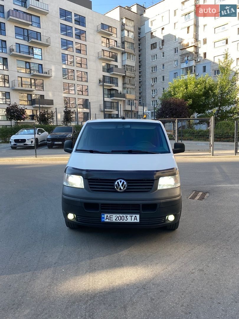 Volkswagen Transporter 2004 VIN WV1ZZZ7HZ4H045638 фото оголошення 8 з 26