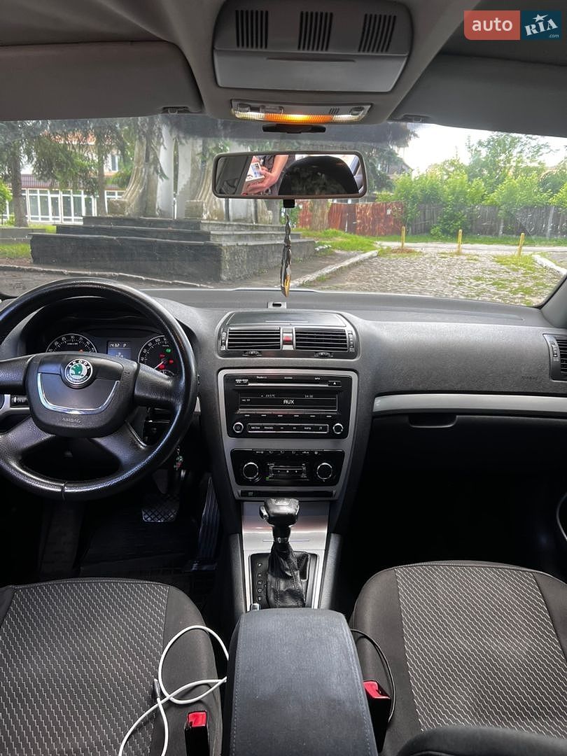 Skoda Octavia 2010 VIN TMBBS41Z9BB151630 фото оголошення 12 з 12
