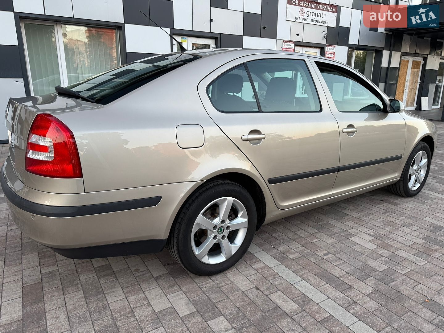 Skoda Octavia 2004 VIN TMBCA61Z658023236 фото оголошення 10 з 37