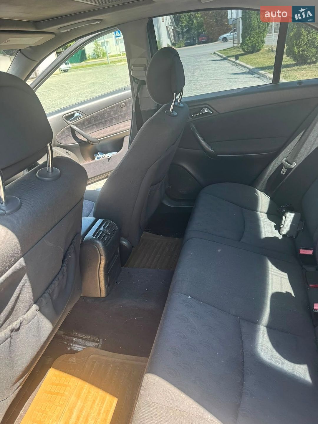 Mercedes-Benz C-Class 2000 VIN WDB2030041A068758 фото оголошення 20 з 21