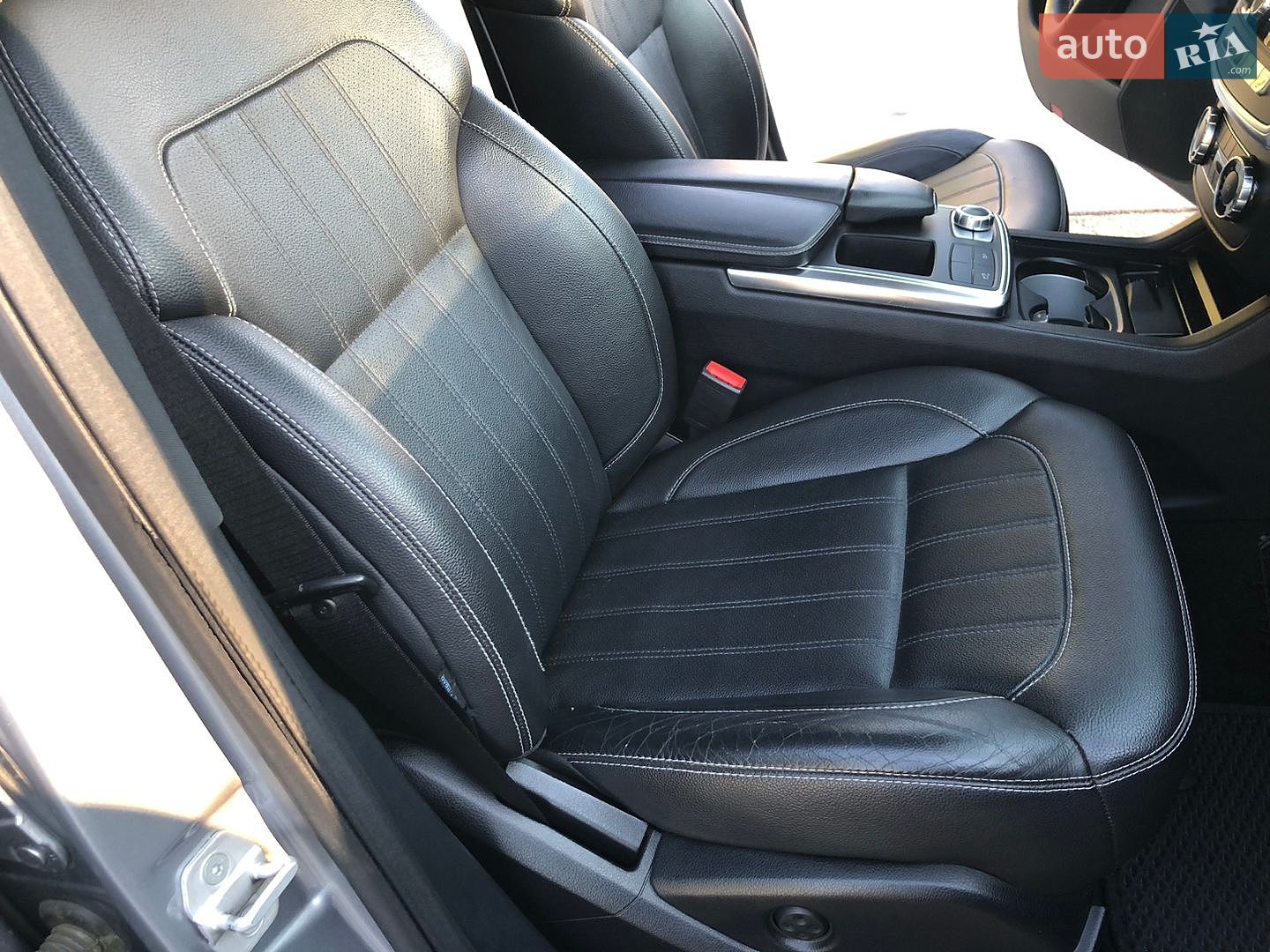 Mercedes-Benz GL-Class 2014 VIN 4JGDF7CE5EA410614 фото оголошення 62 з 126