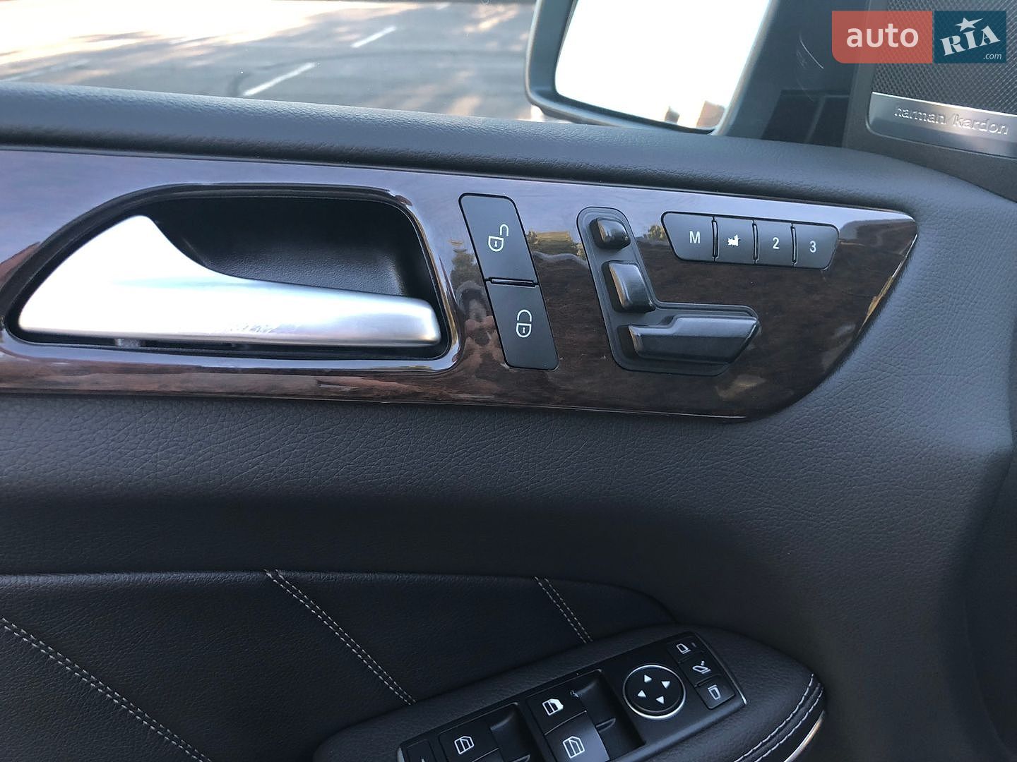 Mercedes-Benz GL-Class 2014 VIN 4JGDF7CE5EA410614 фото оголошення 67 з 126
