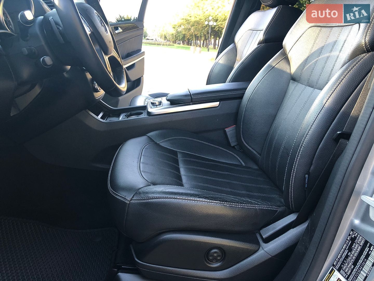 Mercedes-Benz GL-Class 2014 VIN 4JGDF7CE5EA410614 фото оголошення 69 з 126