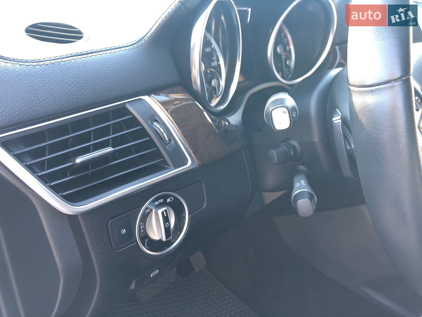 Mercedes-Benz GL-Class 2014 VIN 4JGDF7CE5EA410614 фото оголошення 72 з 126