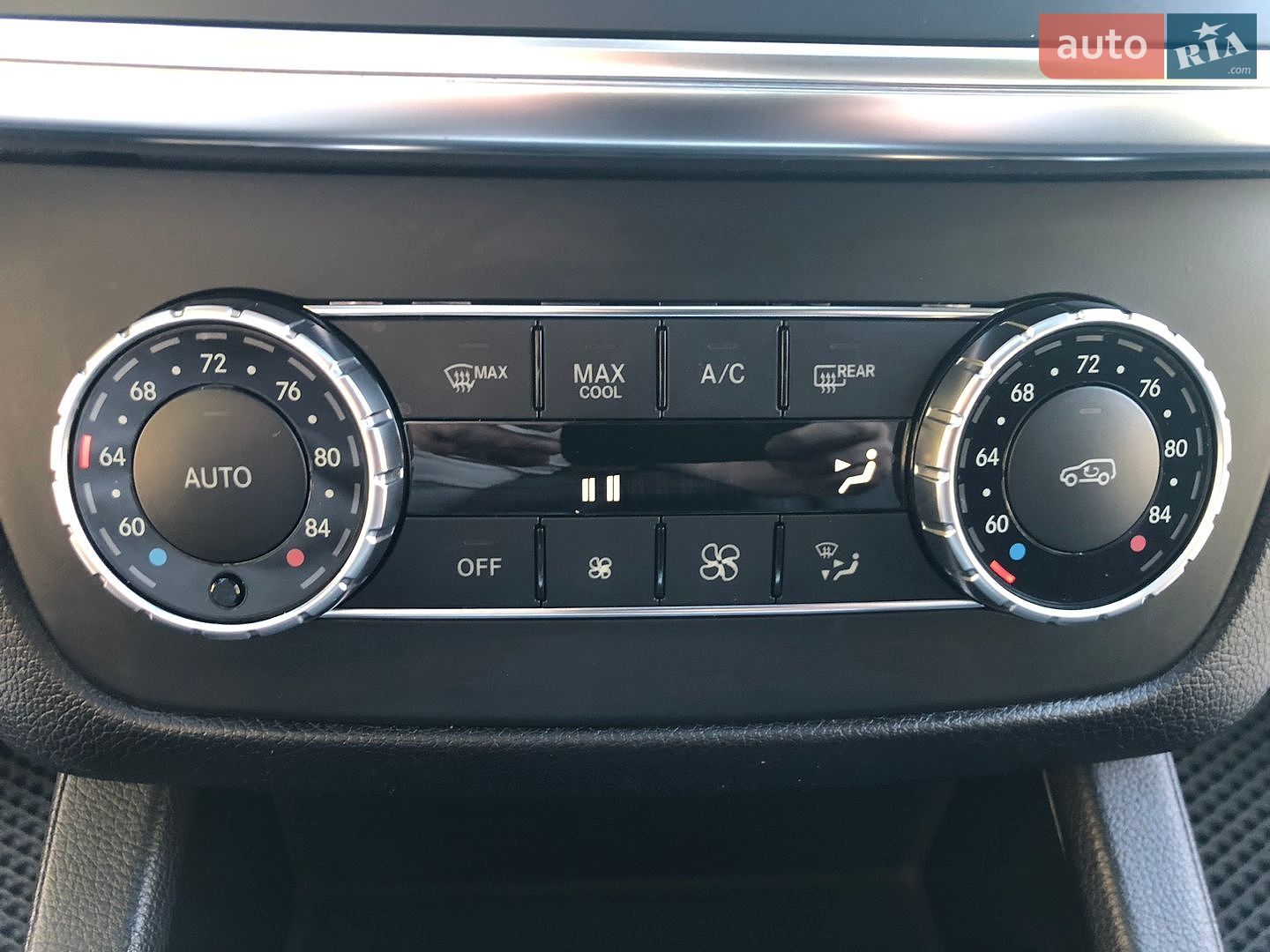 Mercedes-Benz GL-Class 2014 VIN 4JGDF7CE5EA410614 фото оголошення 86 з 126