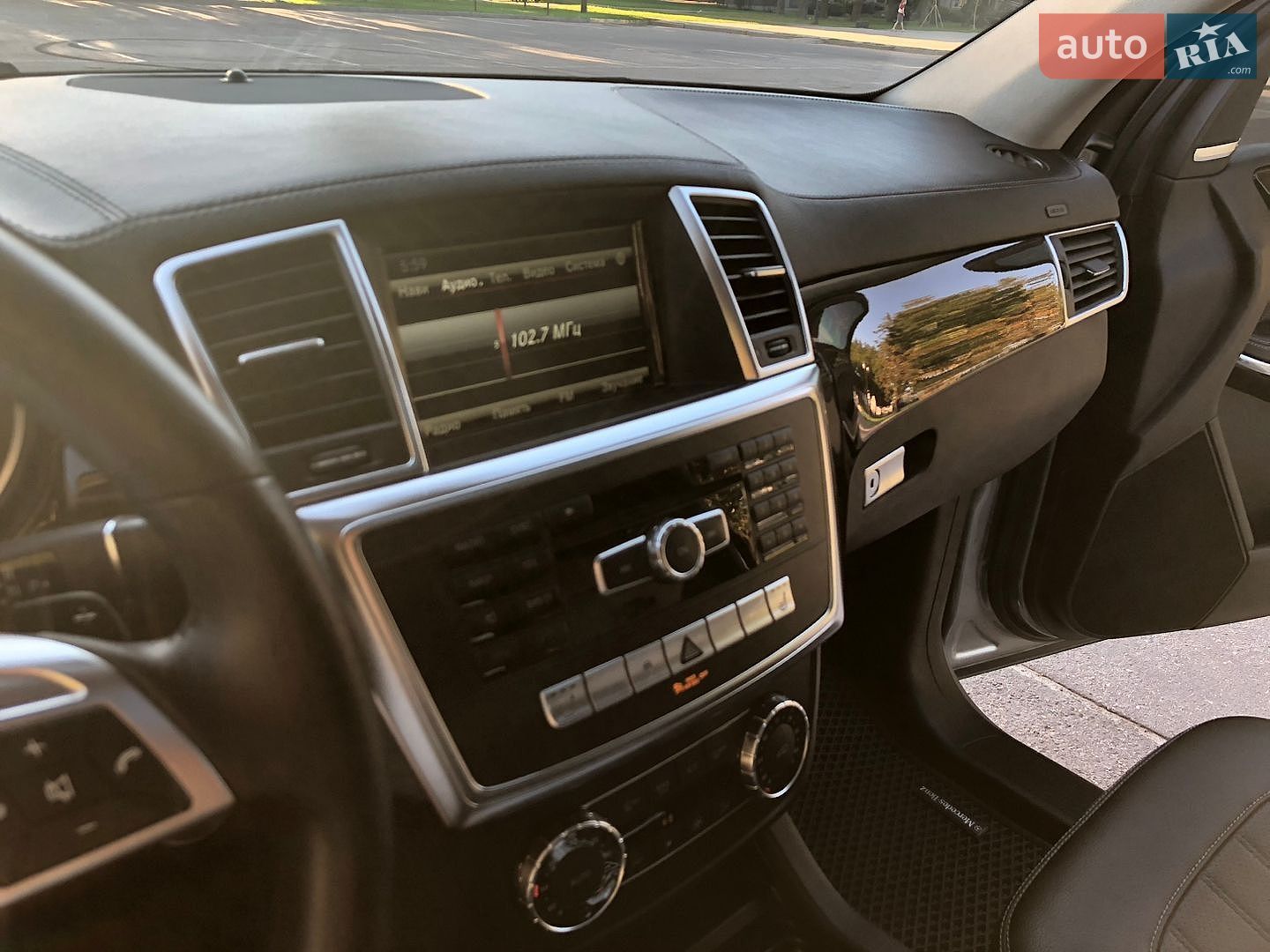 Mercedes-Benz GL-Class 2014 VIN 4JGDF7CE5EA410614 фото оголошення 89 з 126