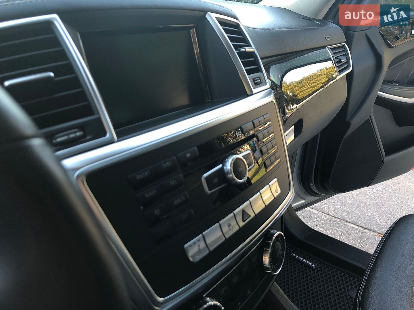 Mercedes-Benz GL-Class 2014 VIN 4JGDF7CE5EA410614 фото оголошення 93 з 126
