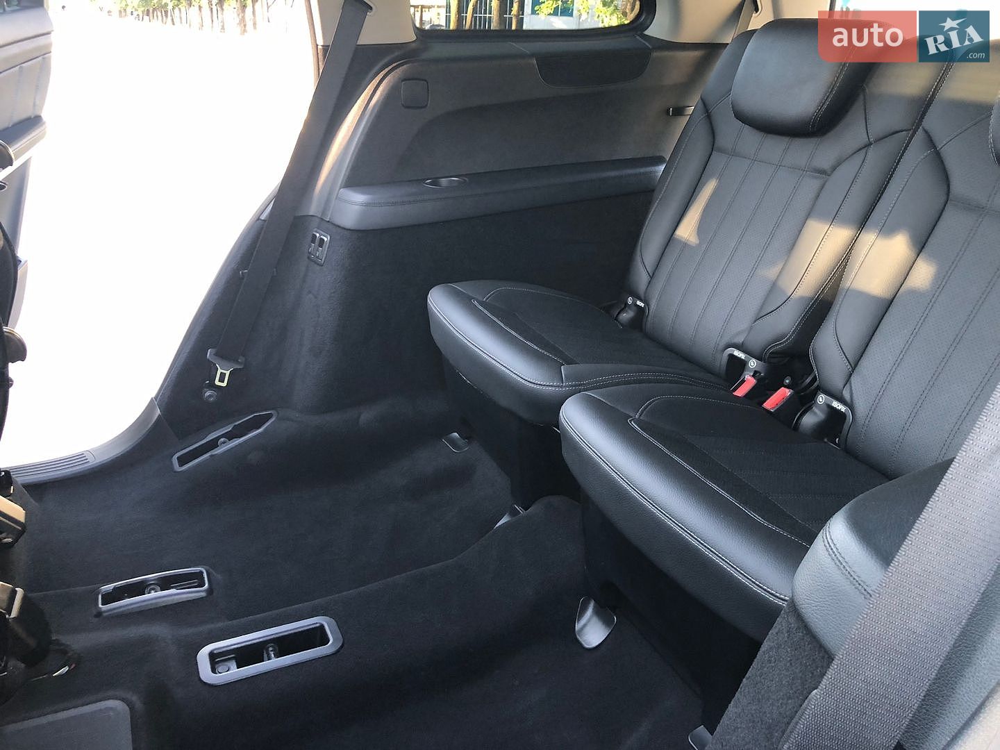 Mercedes-Benz GL-Class 2014 VIN 4JGDF7CE5EA410614 фото оголошення 110 з 126