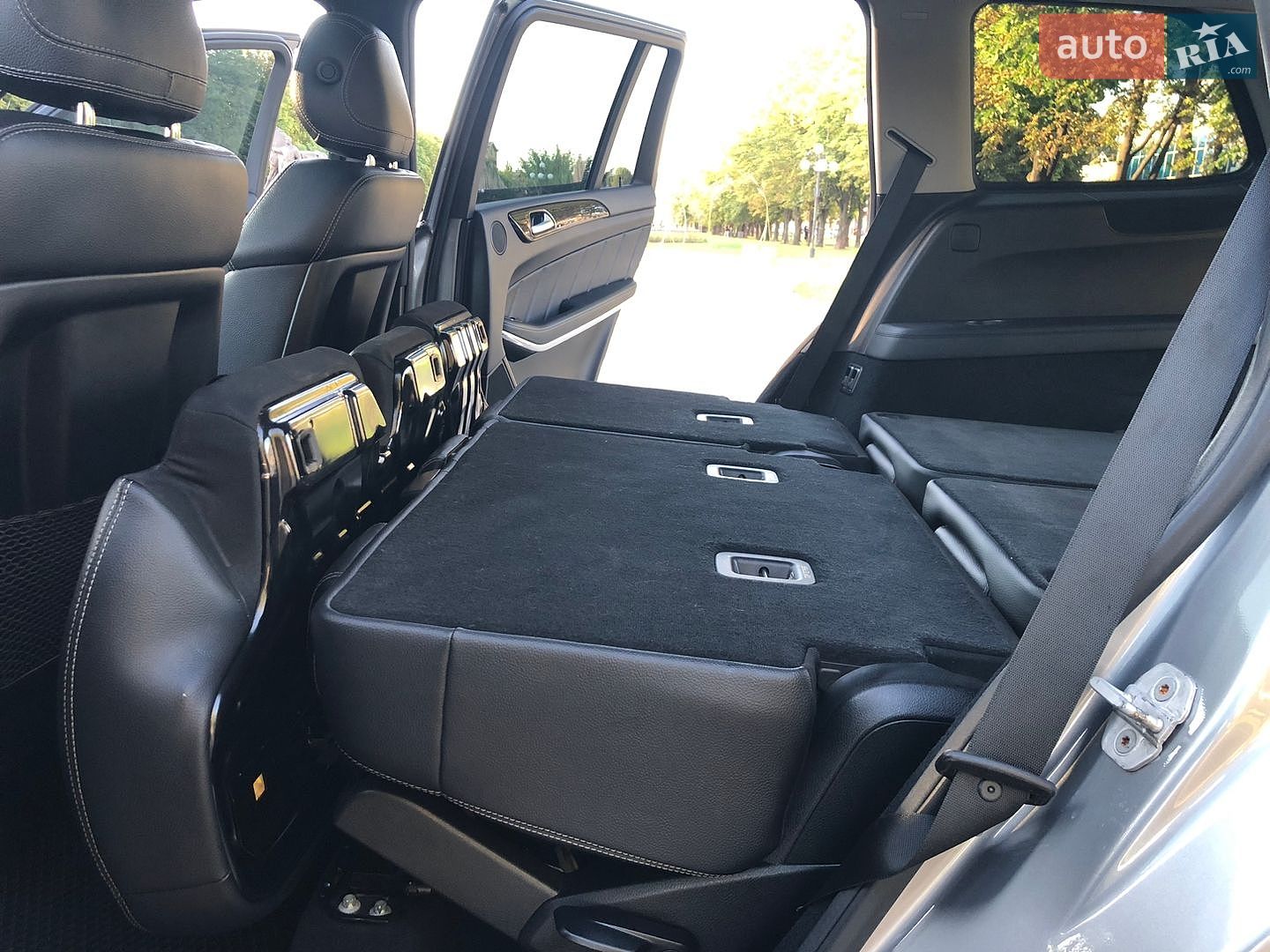 Mercedes-Benz GL-Class 2014 VIN 4JGDF7CE5EA410614 фото оголошення 121 з 126