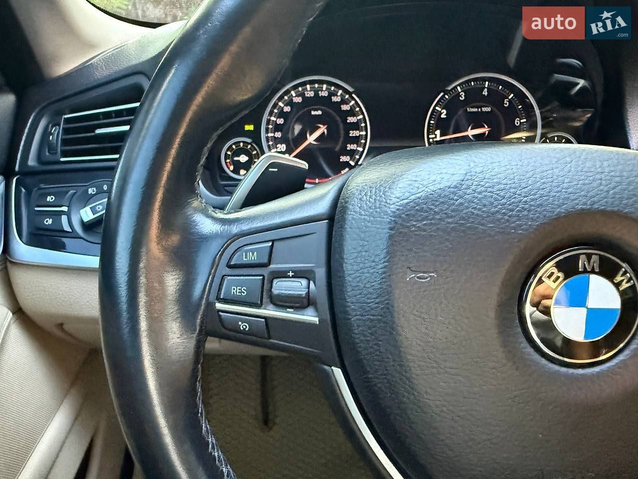 BMW 5 Series 2016 VIN WBA5A31020G369420 фото оголошення 12 з 22
