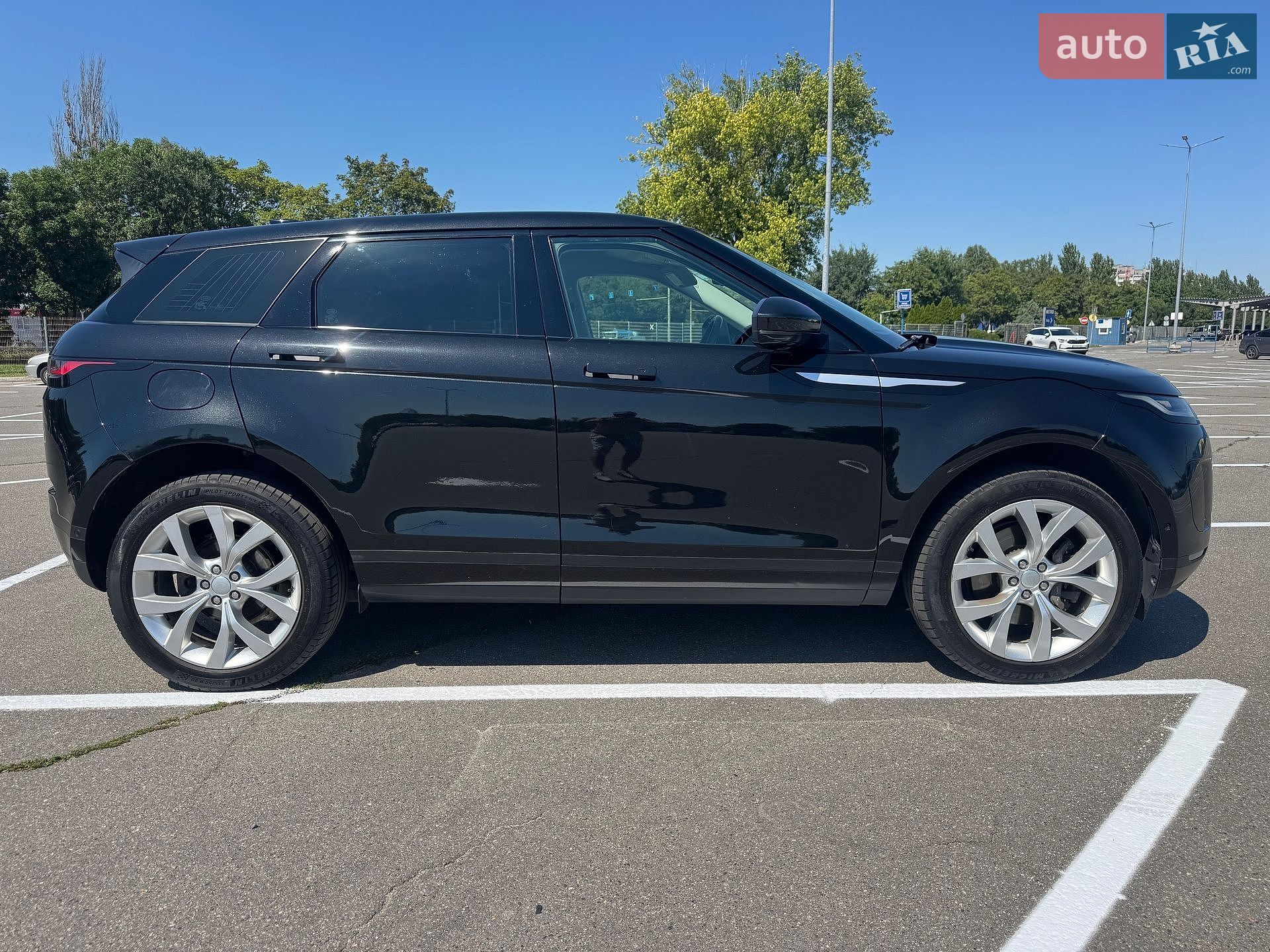 Land Rover Range Rover Evoque 2019 VIN SALZA2BN6LH040865 фото оголошення 3 з 19