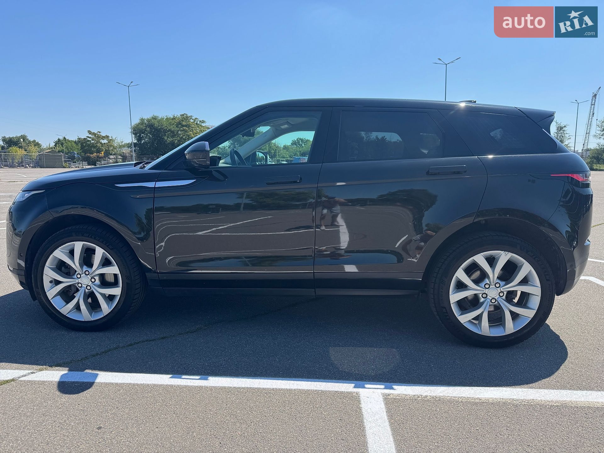 Land Rover Range Rover Evoque 2019 VIN SALZA2BN6LH040865 фото оголошення 4 з 19