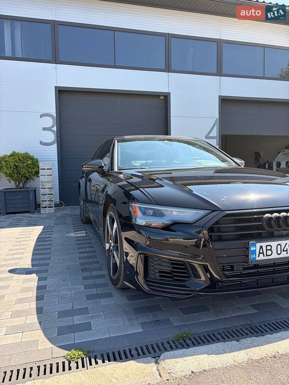 Audi A6 2020 VIN WAUK2AF25MN011597 фото оголошення 4 з 27