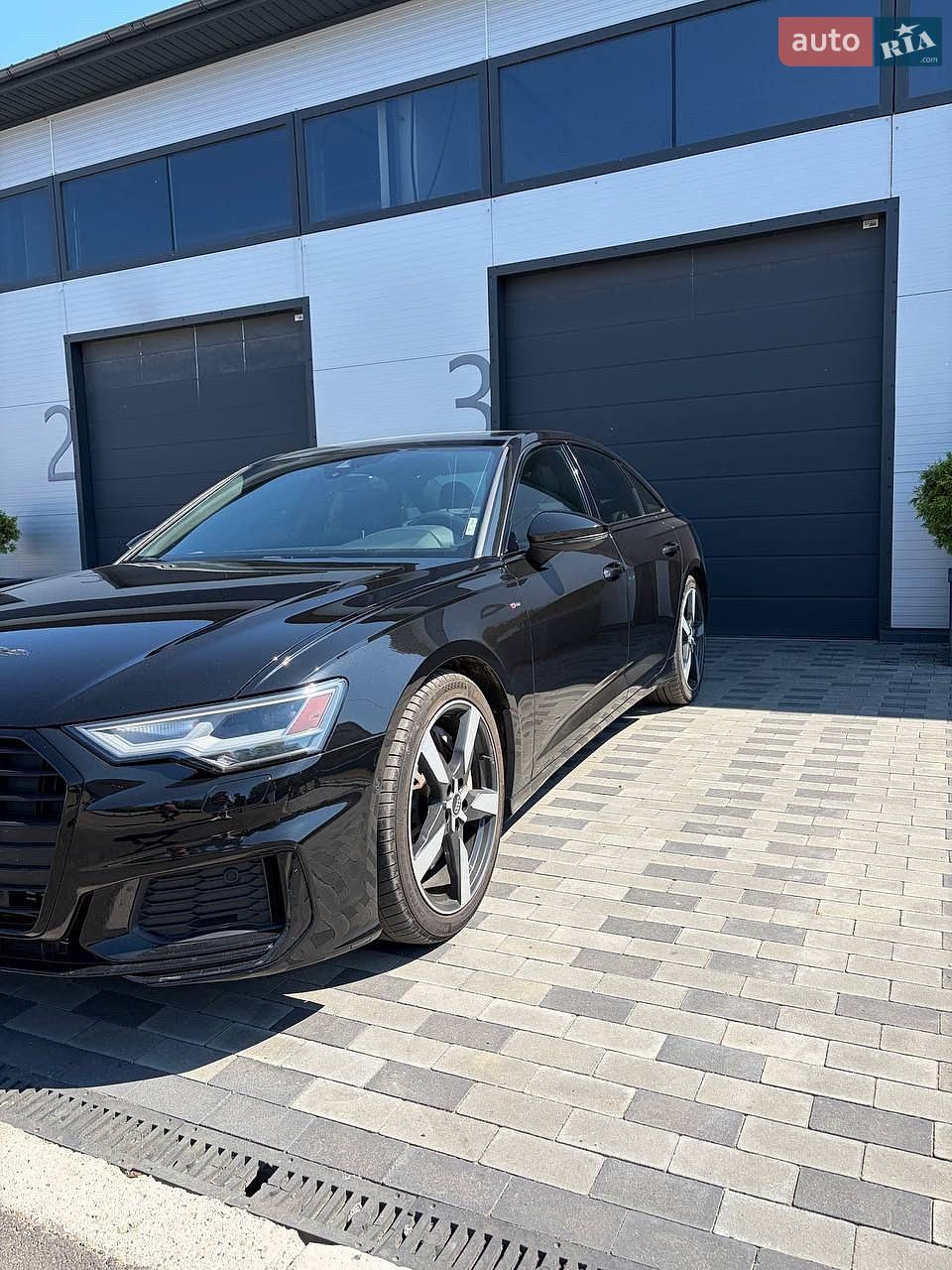 Audi A6 2020 VIN WAUK2AF25MN011597 фото оголошення 3 з 27