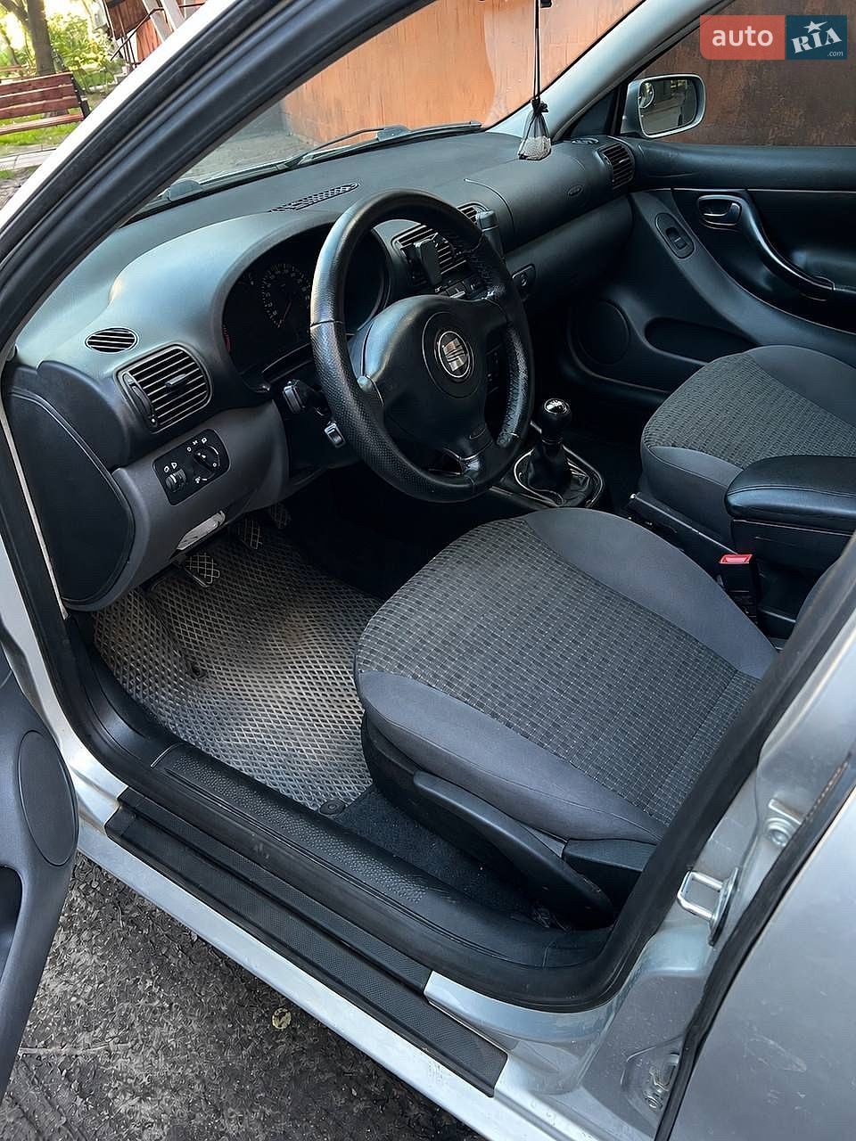 SEAT Toledo 2002 VIN VSSZZZ1MZ3R049439 фото оголошення 18 з 19