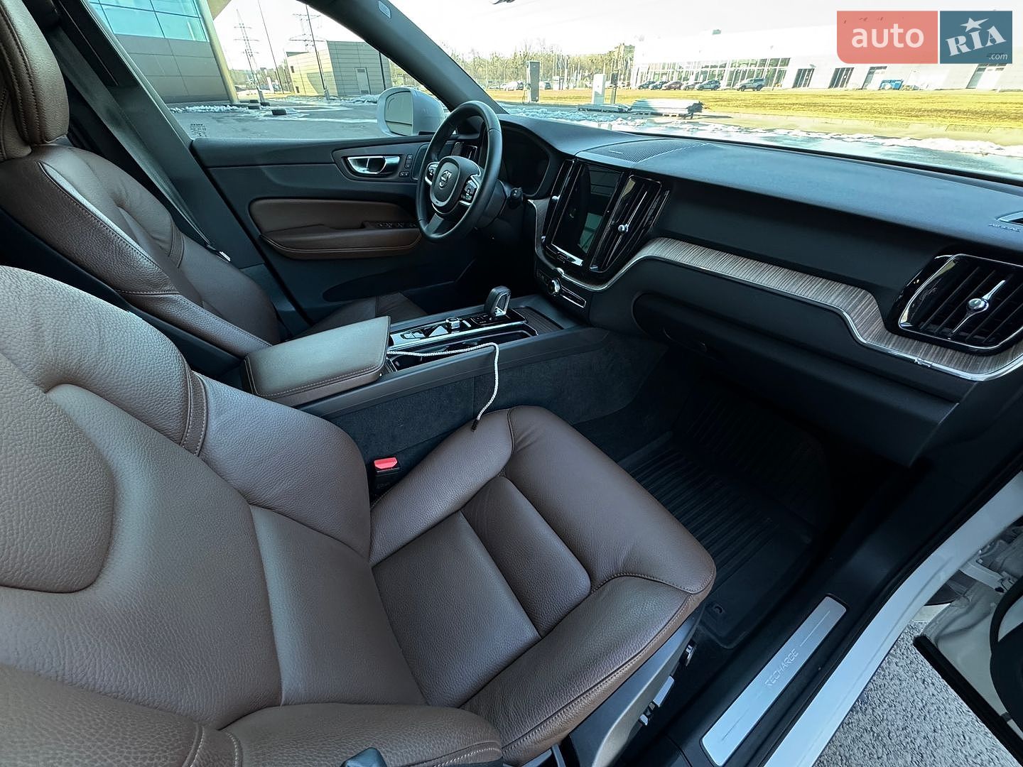 Volvo XC60 2022 VIN YV4H60DE1P1210261 фото оголошення 11 з 17