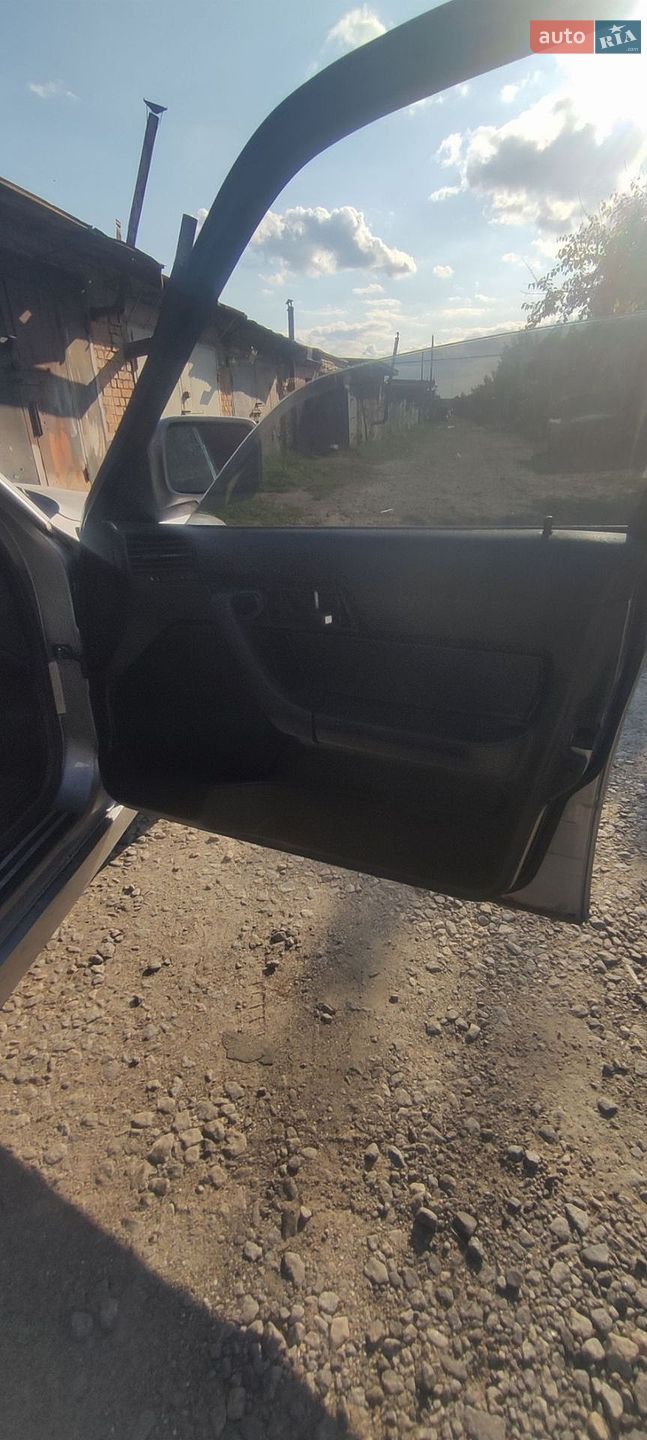 BMW 5 Series 1989 VIN WBAHB110503985828 фото оголошення 12 з 15