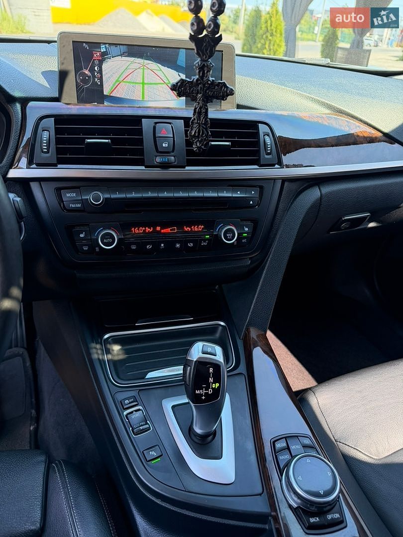 BMW 3 Series 2013 VIN WBA3D5C51EKX95137 фото оголошення 16 з 37