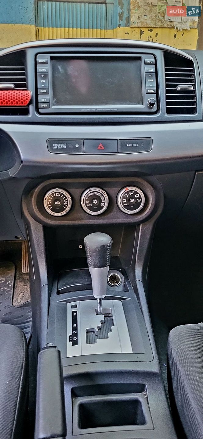 Mitsubishi Lancer 2008 VIN JMBLTCX3A9U000607 фото оголошення 2 з 11