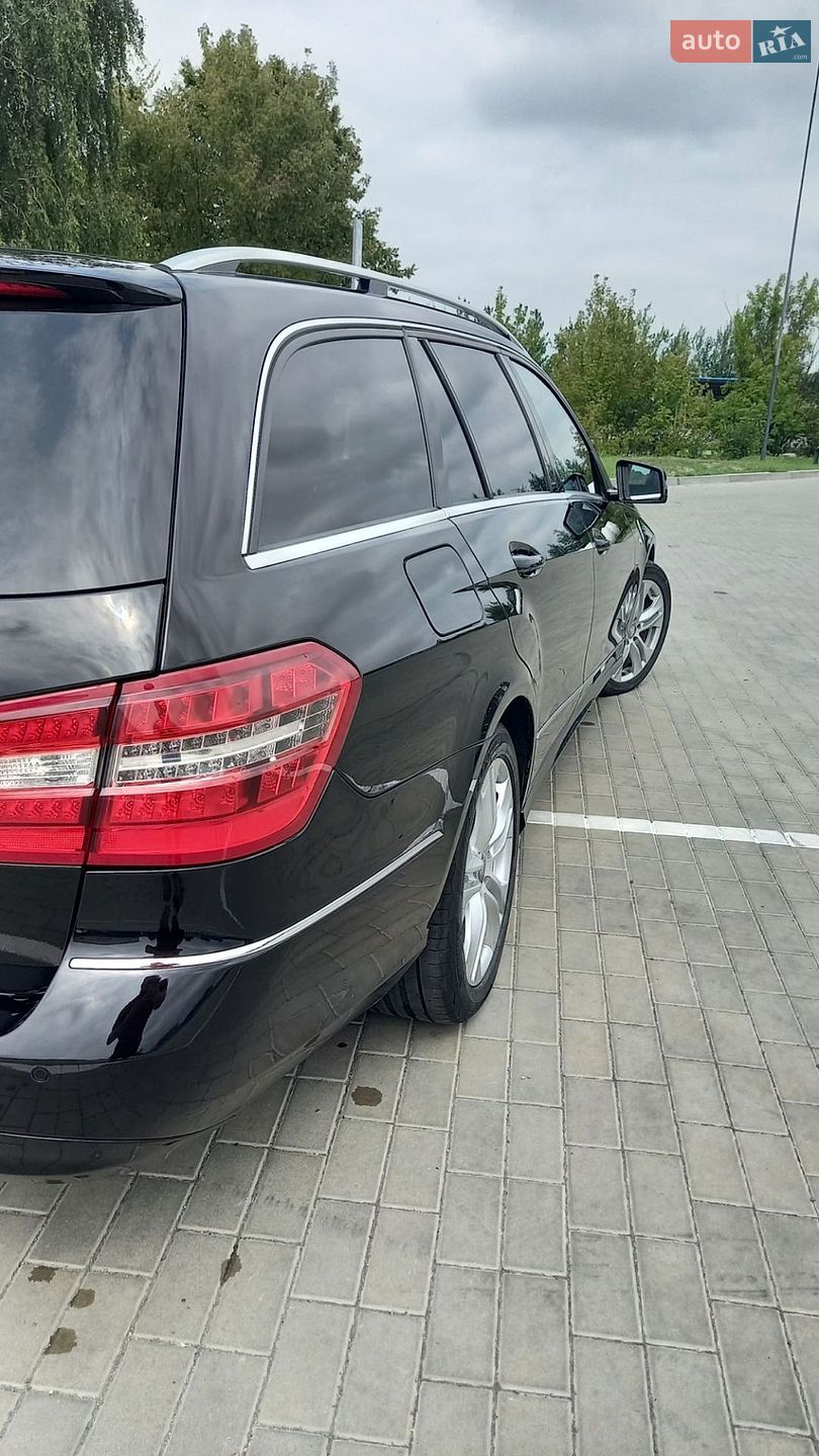 Mercedes-Benz E-Class 2011 VIN WDD2122021A403788 фото оголошення 14 з 21