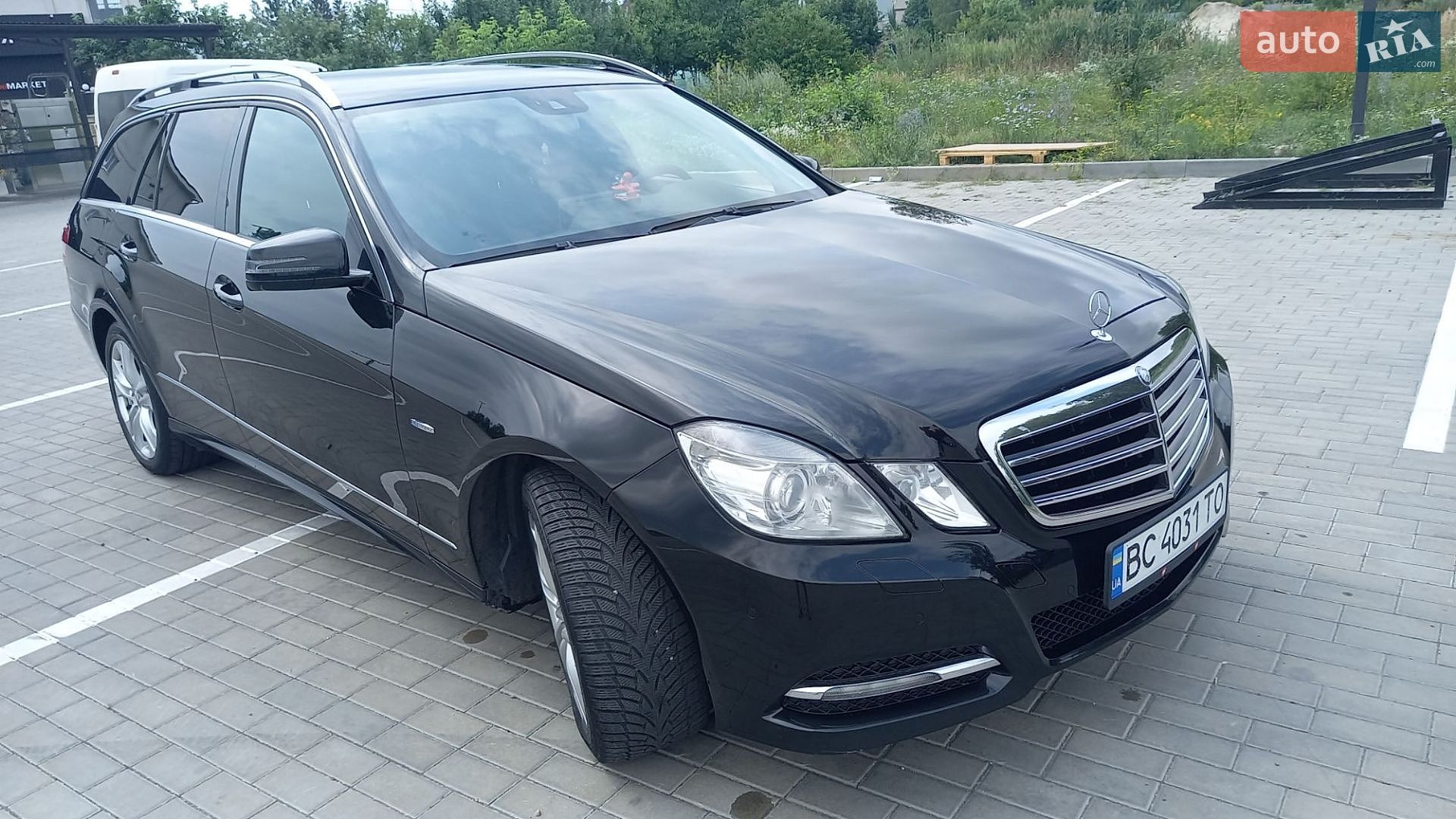 Mercedes-Benz E-Class 2011 VIN WDD2122021A403788 фото оголошення 19 з 21