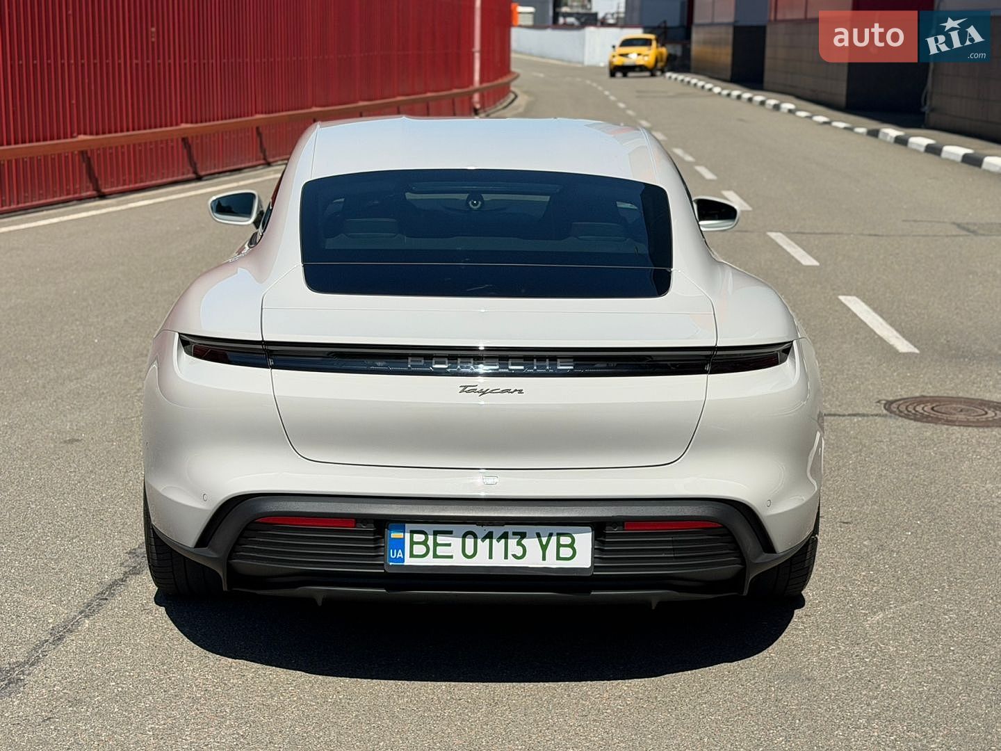 Porsche Taycan 2025 VIN WP0ZZZY11SSA03272 фото оголошення 7 з 18
