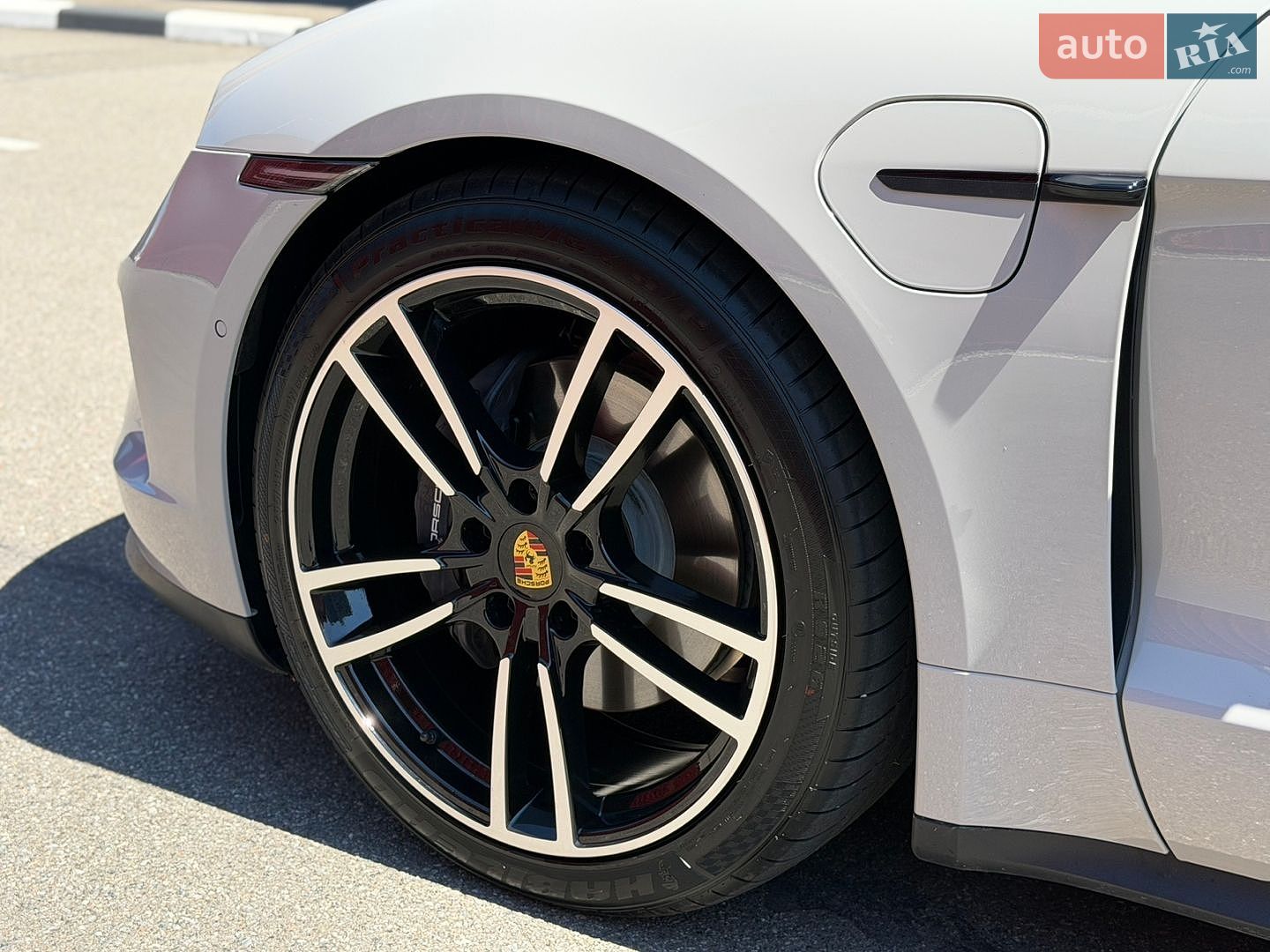 Porsche Taycan 2025 VIN WP0ZZZY11SSA03272 фото оголошення 10 з 18