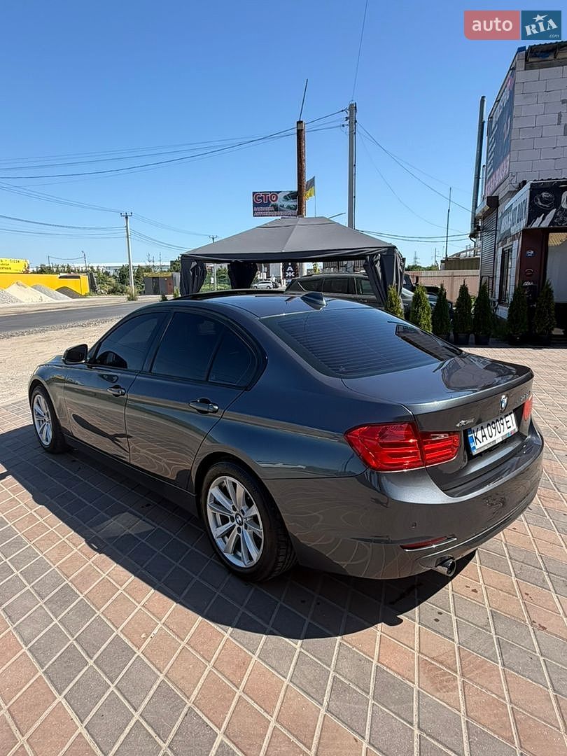 BMW 3 Series 2013 VIN WBA3D5C51EKX95137 фото оголошення 27 з 37