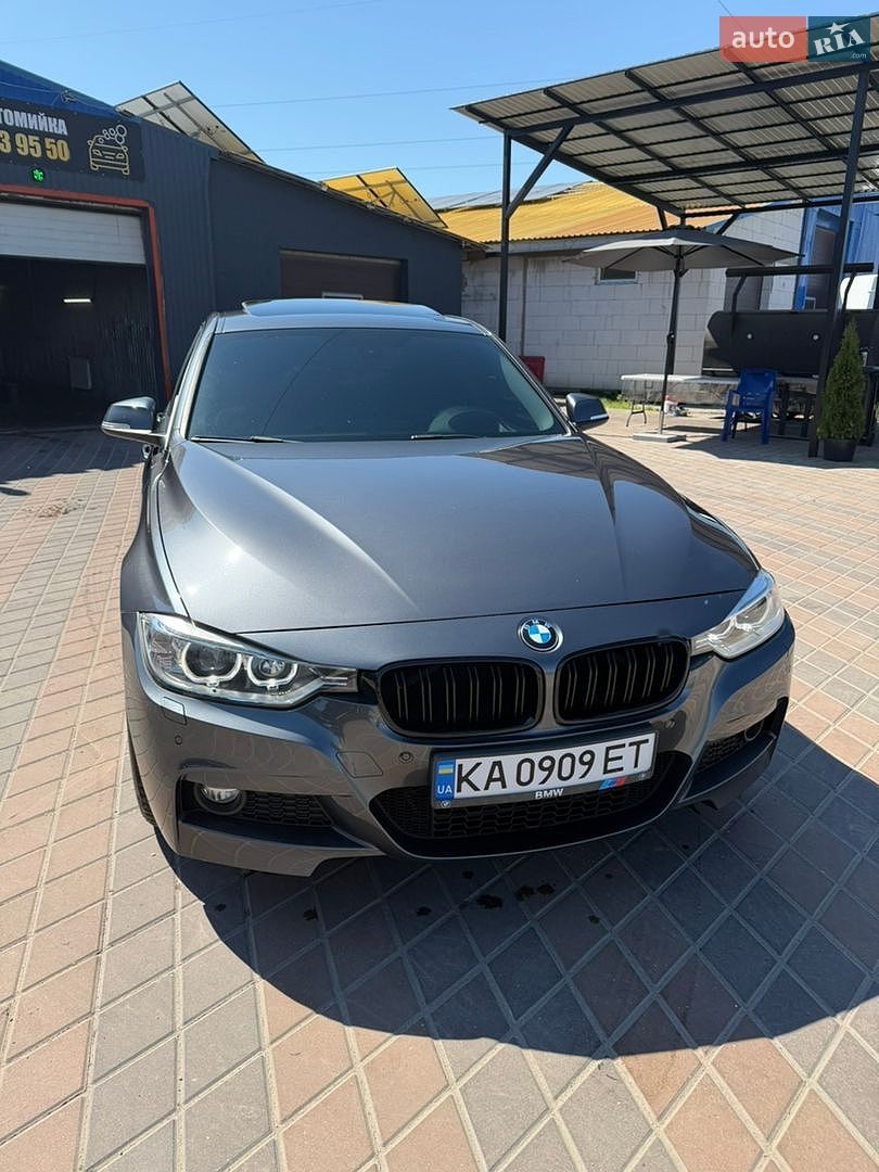 BMW 3 Series 2013 VIN WBA3D5C51EKX95137 фото оголошення 32 з 37