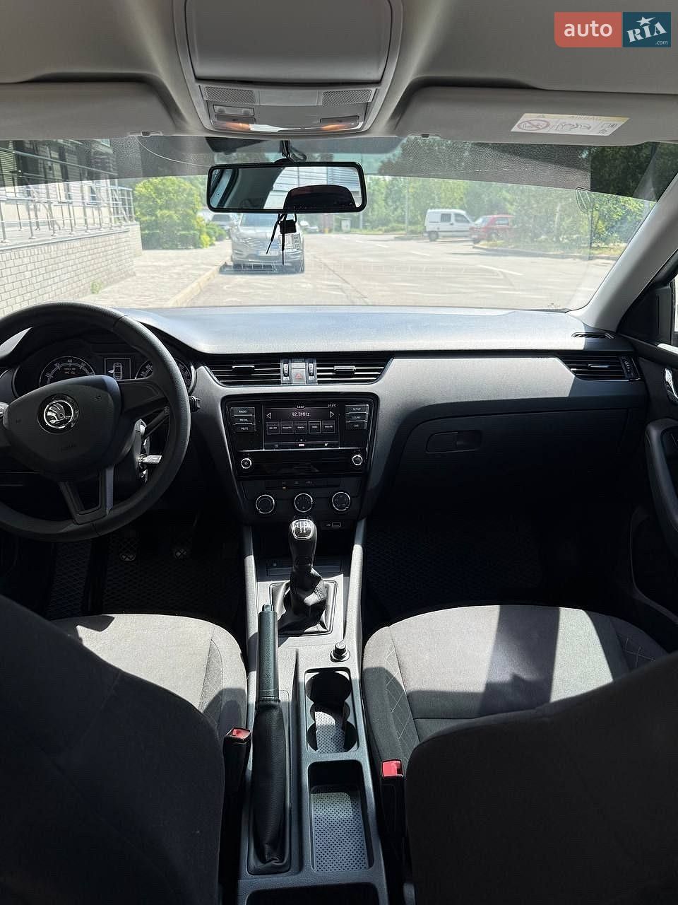 Skoda Octavia 2018 VIN TMBAN2NE6KB006575 фото оголошення 9 з 17