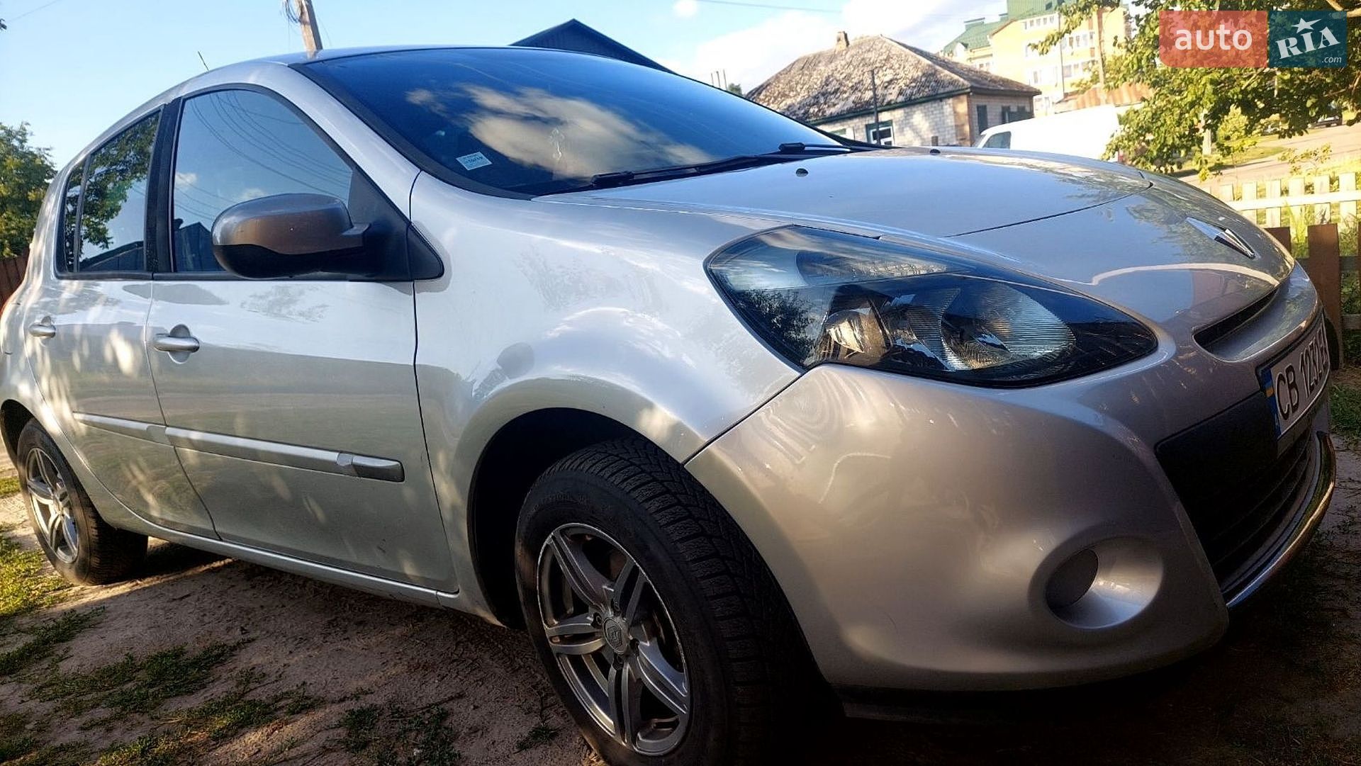 Renault Clio 2011 VIN VF1BR2HDH45942156 фото оголошення 4 з 7