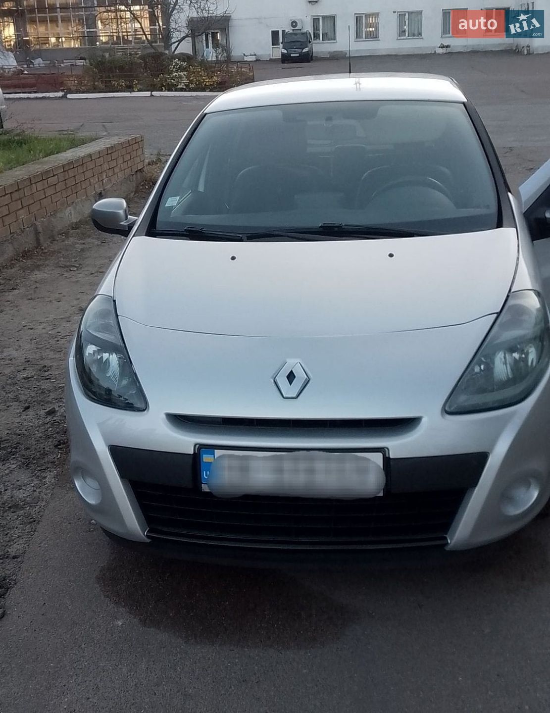 Renault Clio 2011 VIN VF1BR2HDH45942156 фото оголошення 2 з 7