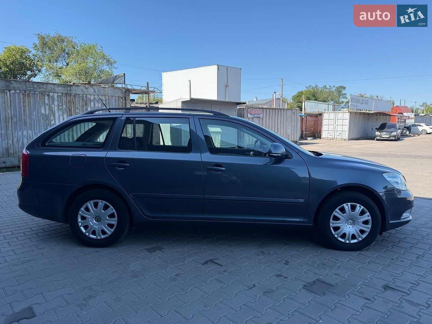 Skoda Octavia 2010 VIN TMBHX61Z9A2020090 фото оголошення 5 з 24
