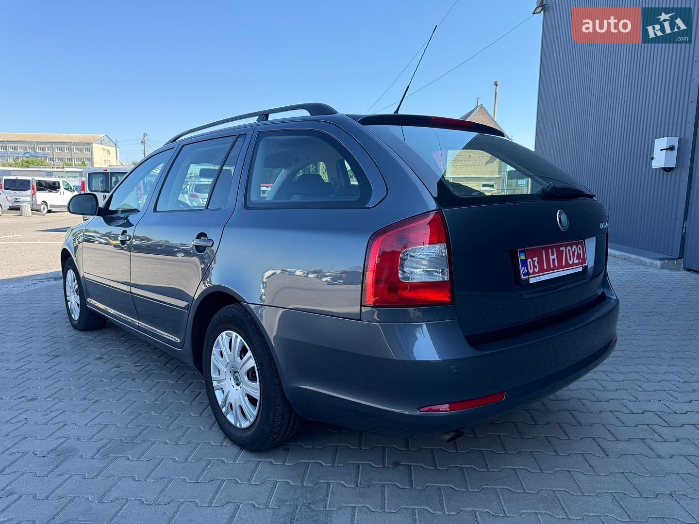 Skoda Octavia 2010 VIN TMBHX61Z9A2020090 фото оголошення 8 з 24