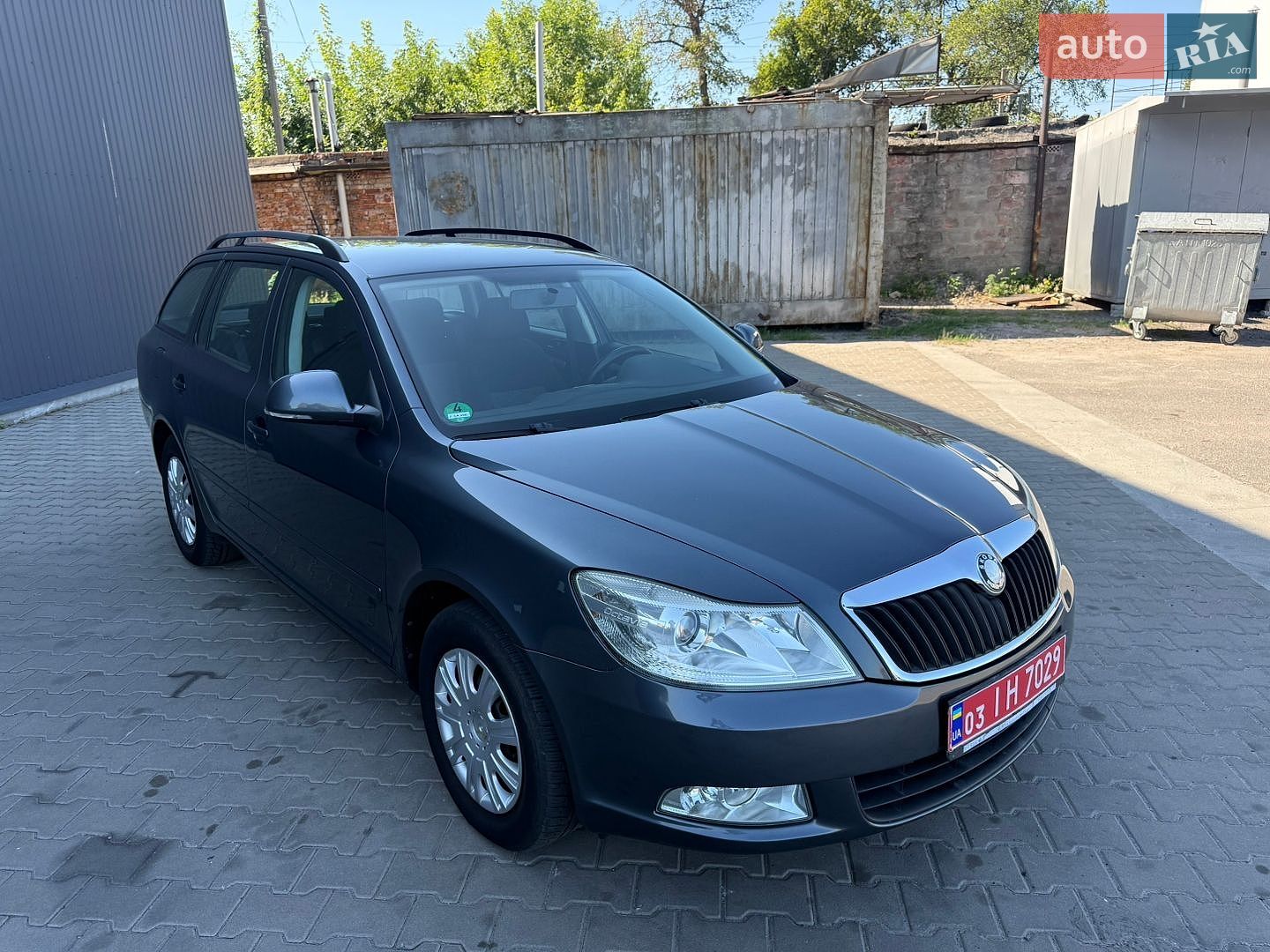Skoda Octavia 2010 VIN TMBHX61Z9A2020090 фото оголошення 10 з 24