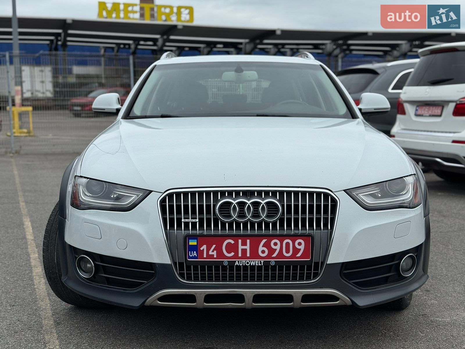 Audi A4 Allroad 2012 VIN WA1VFAFL8DA126676 фото оголошення 3 з 20