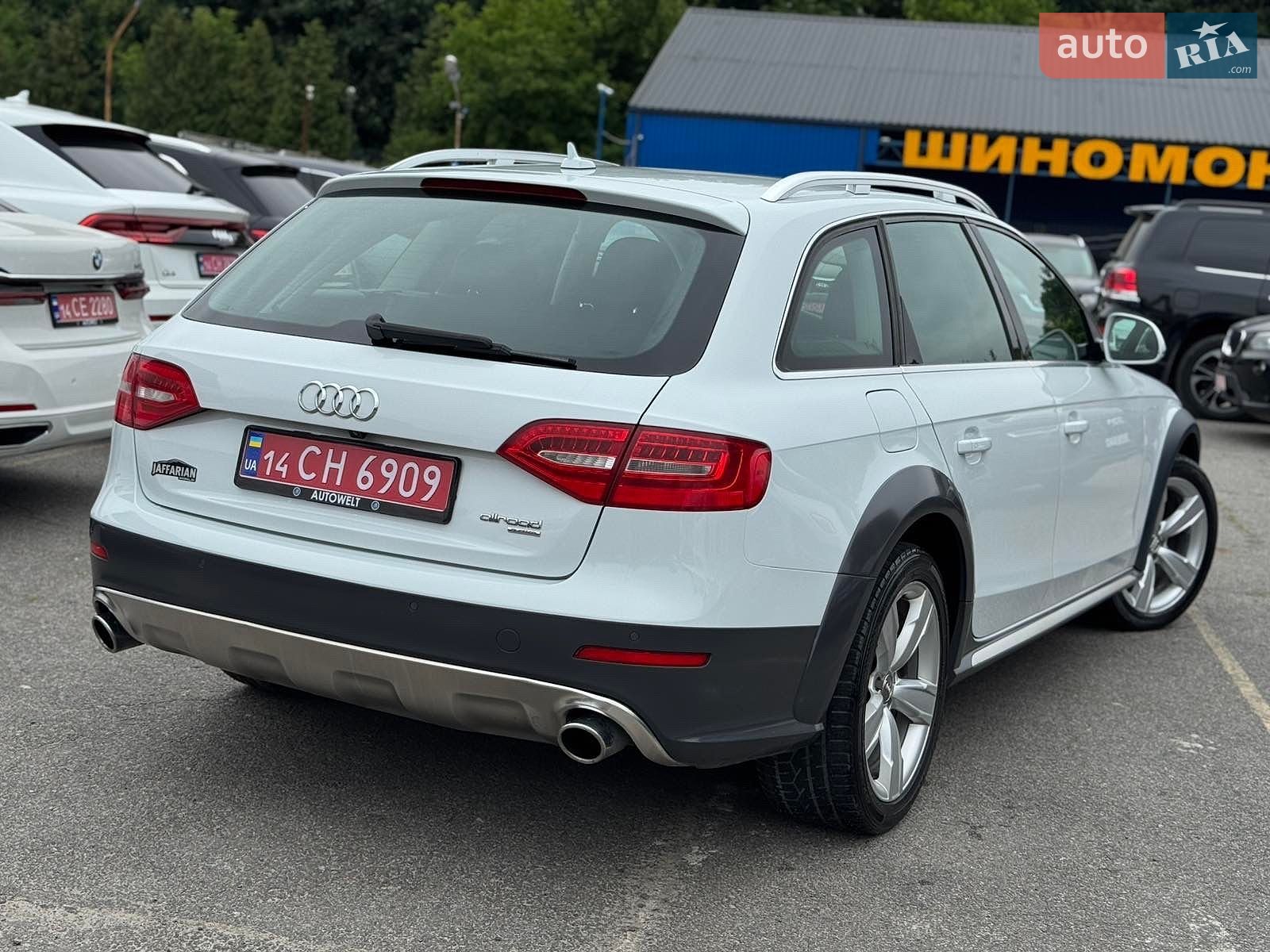 Audi A4 Allroad 2012 VIN WA1VFAFL8DA126676 фото оголошення 8 з 20