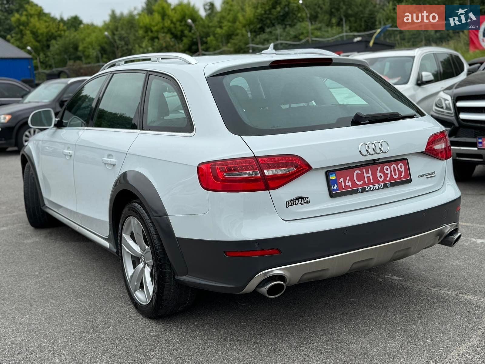 Audi A4 Allroad 2012 VIN WA1VFAFL8DA126676 фото оголошення 6 з 20