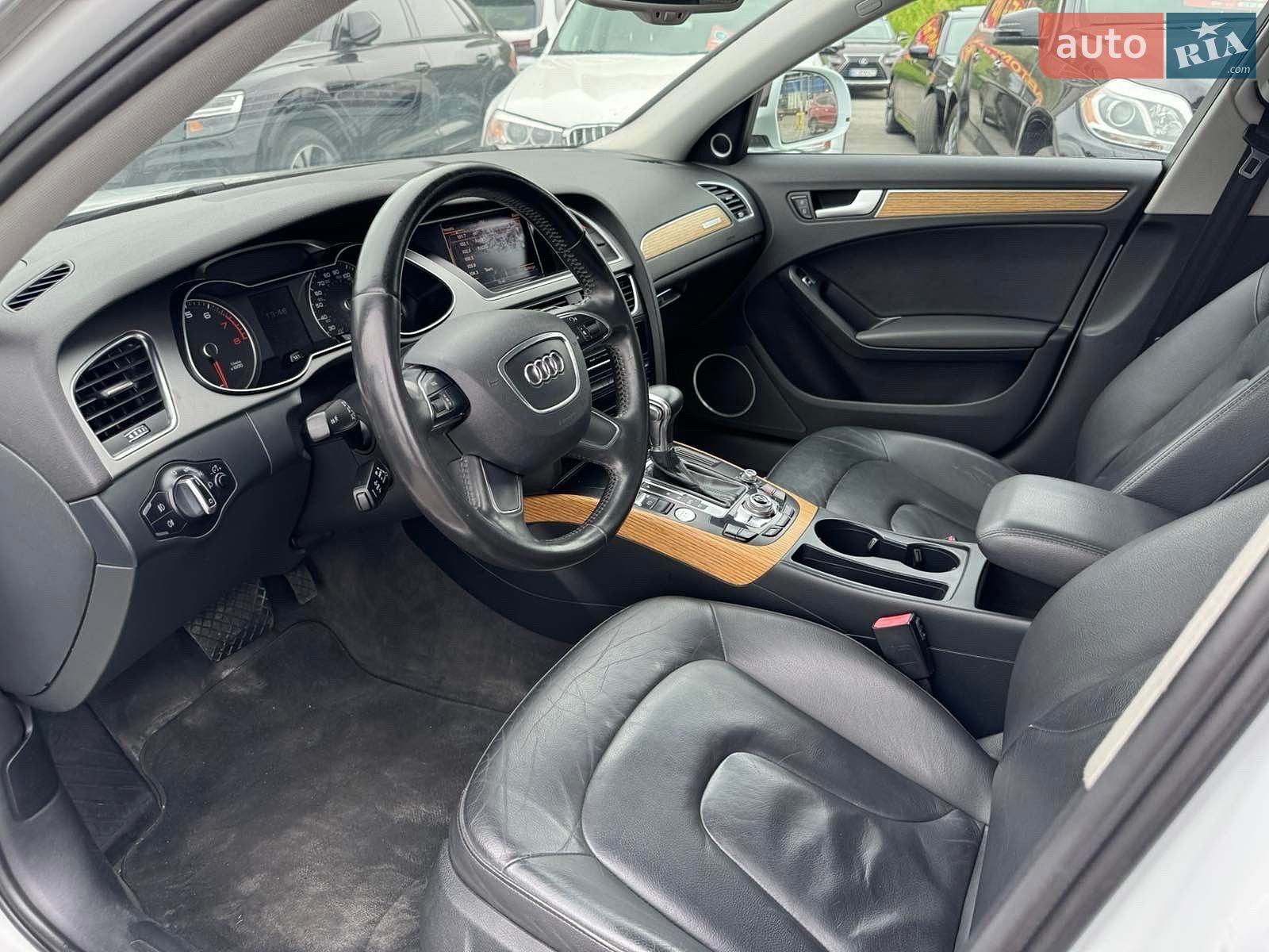 Audi A4 Allroad 2012 VIN WA1VFAFL8DA126676 фото оголошення 11 з 20